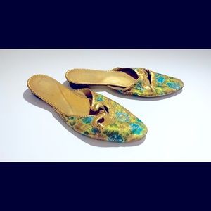 Vintage 1960’s Metallic Floral Women’s Shoes